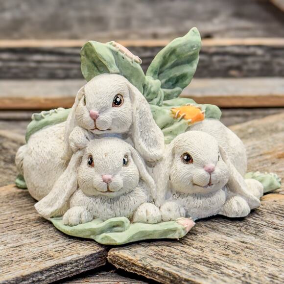 1993 Vintage Bundle of Love, The Patchville Bunnies Collection- Reg # DA-236 - Picture 2 of 10